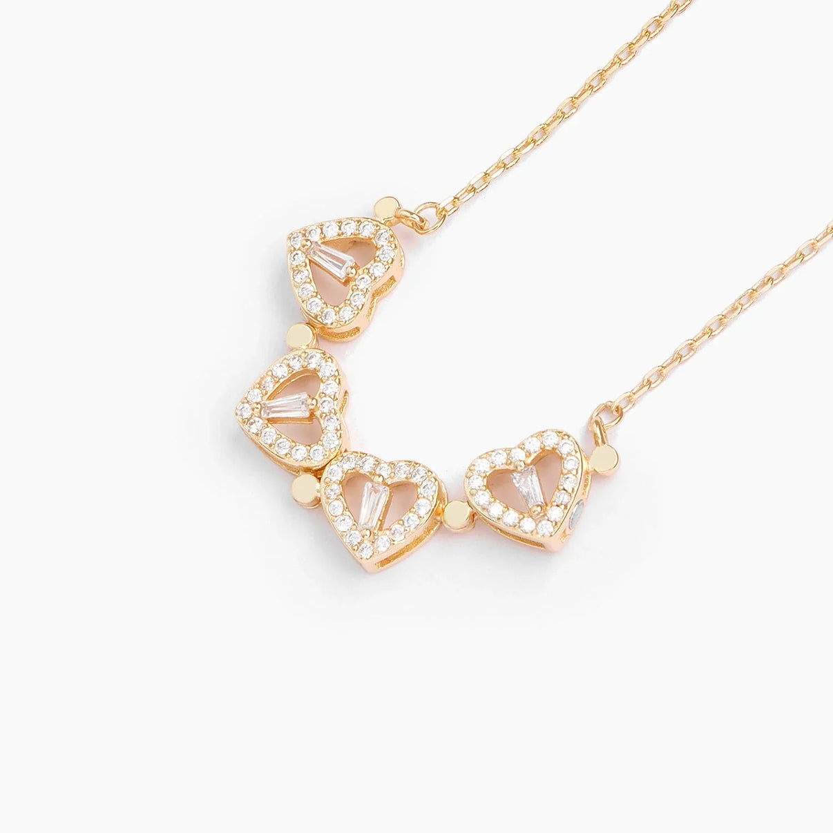 CLOVER HEART NECKLACE™